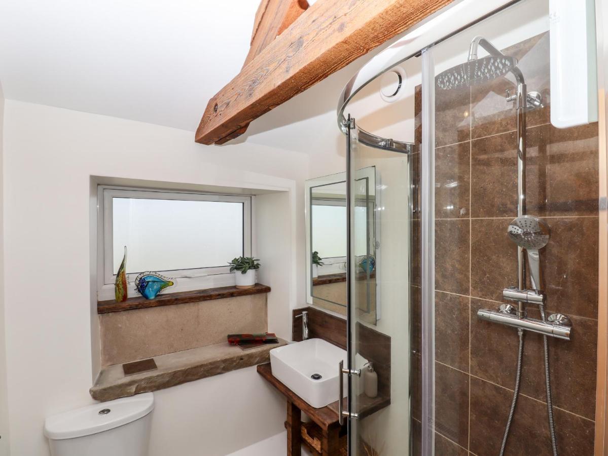 Walnut Barn Villa Белпър Екстериор снимка