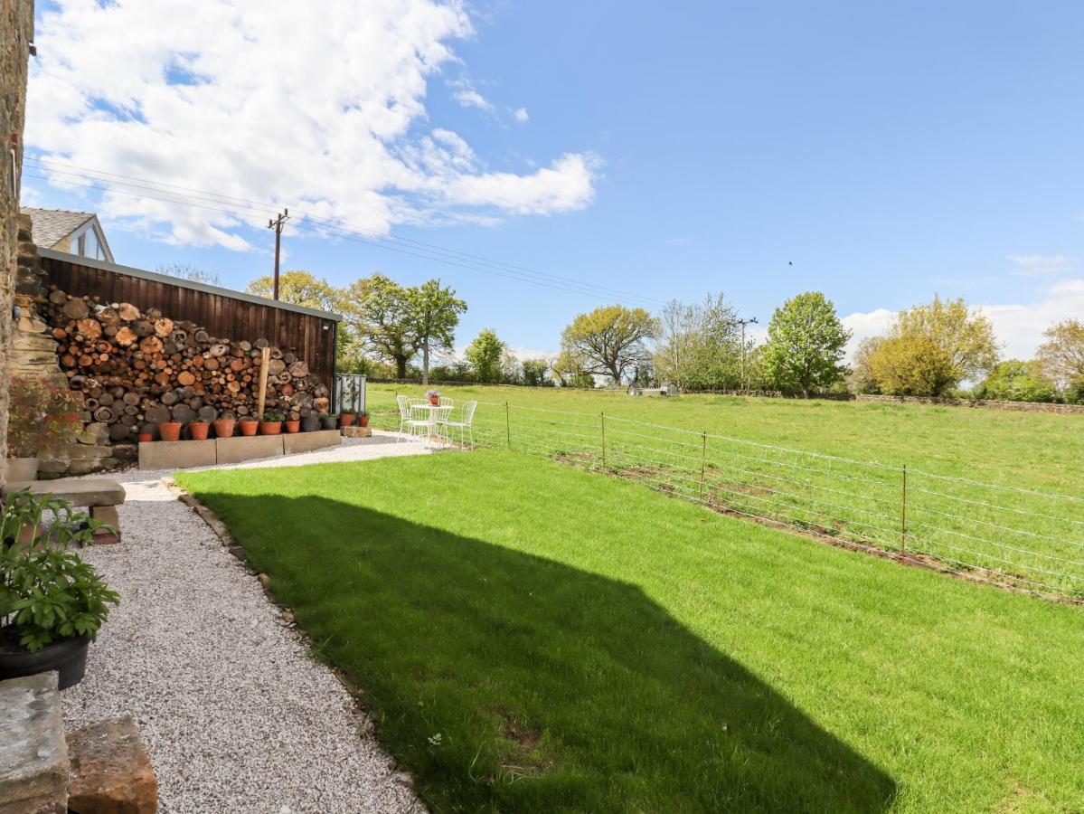 Walnut Barn Villa Белпър Екстериор снимка